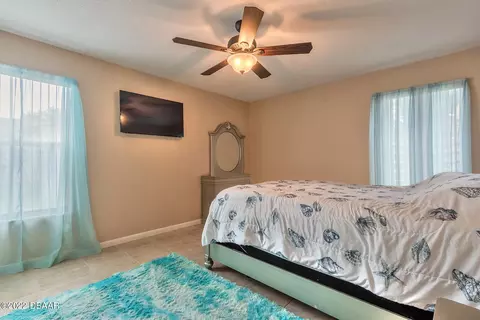 2404 Pine Tree Dr, Edgewater, FL 32141 photo 13