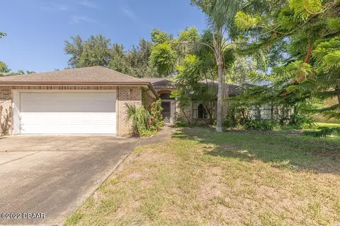 17 Sand Point Cir, Ormond Beach, FL 32174 photo 2