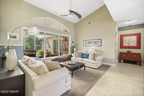 27 Queen Anne Ct, Ormond Beach, FL 32174 photo 8