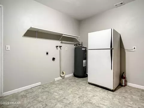 1414 Pine Tree Dr, Edgewater, FL 32132 photo 32