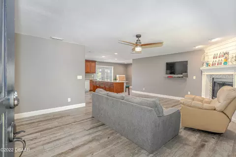 3031 Yule Tree Dr, Edgewater, FL 32141 photo 8