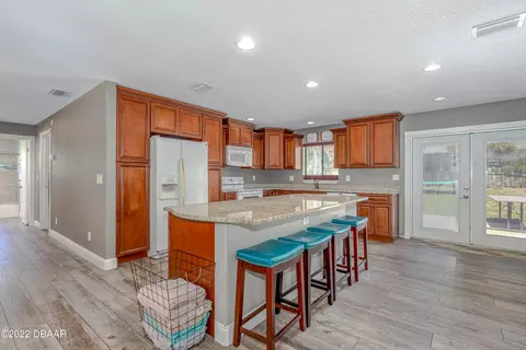3031 Yule Tree Dr, Edgewater, FL 32141 photo 10