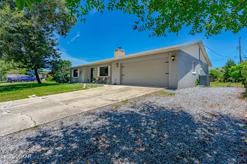 3031 Yule Tree Dr, Edgewater, FL 32141 photo 3