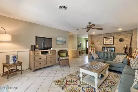 837 N Halifax Dr, Ormond Beach, FL 32176 photo 6