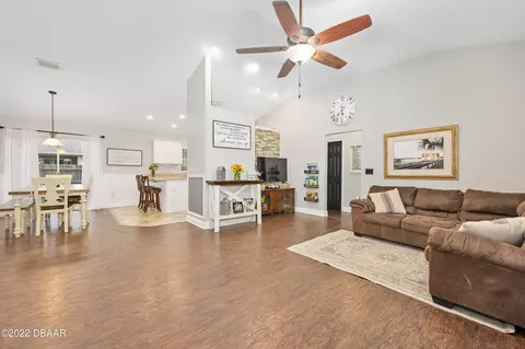 1813 Cherry Laurel Dr, Ormond Beach, FL 32174 photo 3