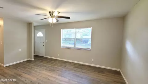 423 Oak Park Cir, Ormond Beach, FL 32174 photo 2