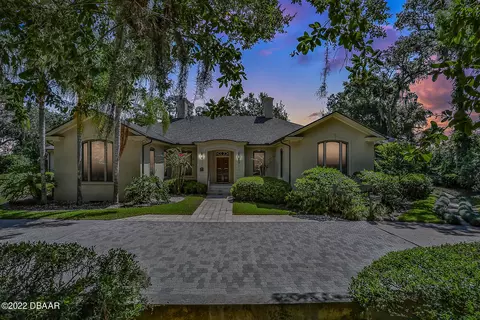 463 N Beach St, Ormond Beach, FL 32174 photo 2