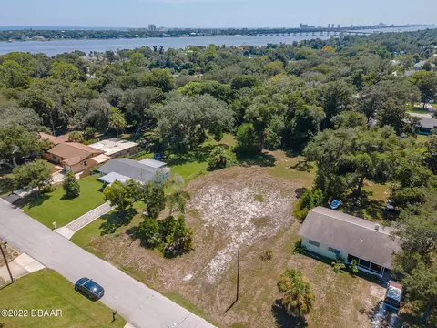 72 Warwick Ave, Ormond Beach, FL 32174 photo 3