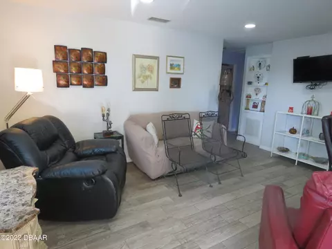 15 Margaret Rd, Ormond Beach, FL 32176 photo 2