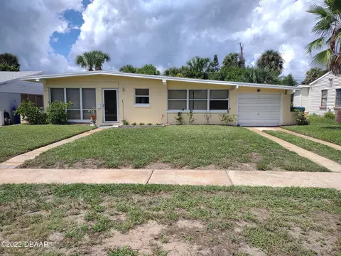 16 Pinta St, Ormond Beach, FL 32176 photo 5