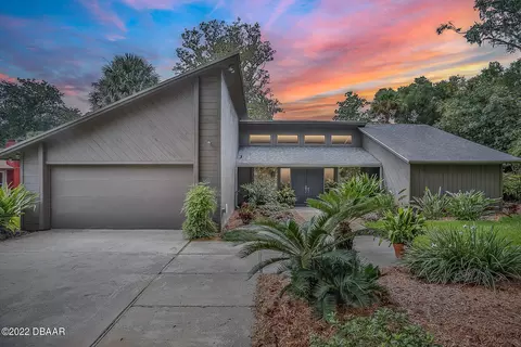 208 River Bluff Dr, Ormond Beach, FL 32174 photo 2