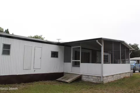 105 Cedar St, Edgewater, FL 32141 photo 3