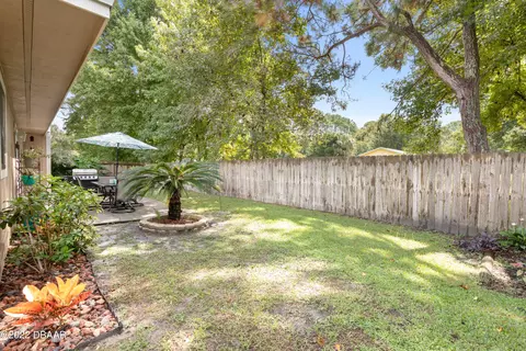 18 Charleston Sq, Ormond Beach, FL 32174 photo 33