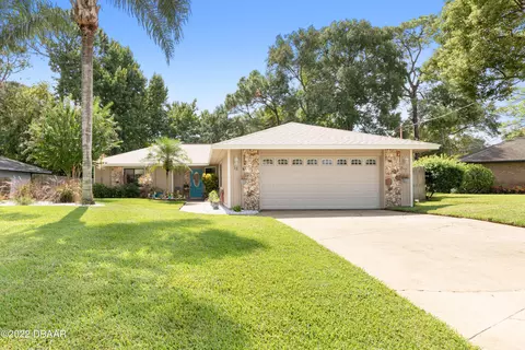 18 Charleston Sq, Ormond Beach, FL 32174 photo 1
