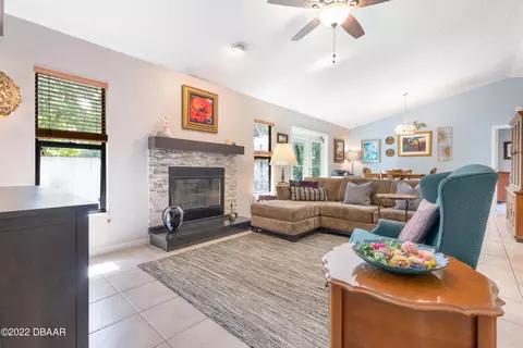 18 Charleston Sq, Ormond Beach, FL 32174 photo 8