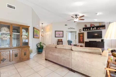 18 Charleston Sq, Ormond Beach, FL 32174 photo 12