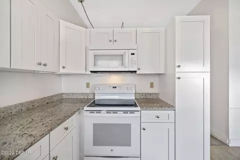 11 Trina St, Ormond Beach, FL 32174 photo 6