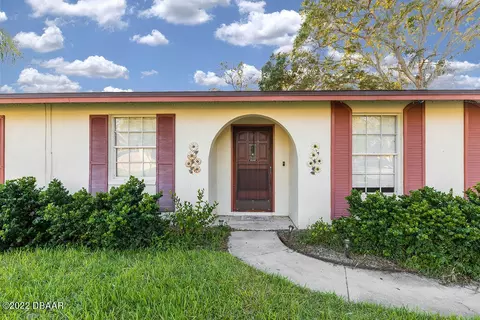 728 N Ridgewood Ave, Ormond Beach, FL 32174 photo 2