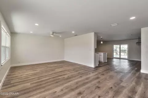21 Sunny Beach Dr, Ormond Beach, FL 32176 photo 4