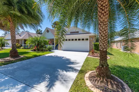 23 Reflections Village Dr, Ormond Beach, FL 32174 photo 4