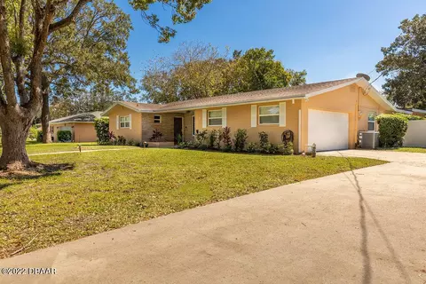 6 Oakmont Cir, Ormond Beach, FL 32174 photo 2