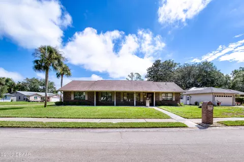 925 Northbrook Dr, Ormond Beach, FL 32174 photo 4