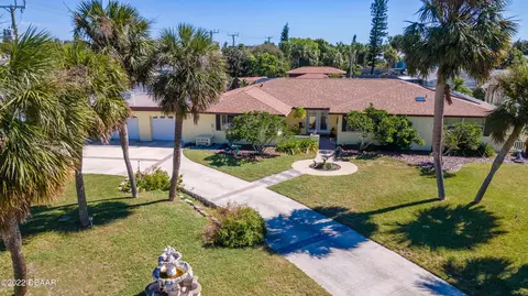 2587 John Anderson Dr, Ormond Beach, FL 32176 photo 2