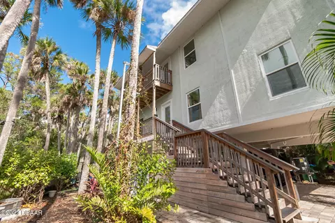 345 Putnam Ave, Ormond Beach, FL 32174 photo 3