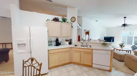 228 Oak Branch Dr, Edgewater, FL 32141 photo 4