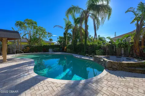239 Landmark Cir, Ormond Beach, FL 32176 photo 9