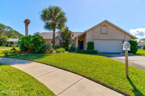 198 Cloveridge Ct, Edgewater, FL 32141 photo 1