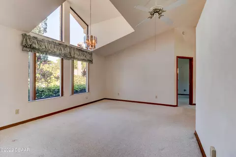 198 Cloveridge Ct, Edgewater, FL 32141 photo 5