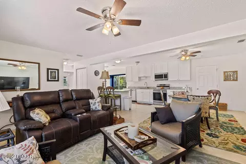 72 Hernandez Ave, Ormond Beach, FL 32174 photo 9