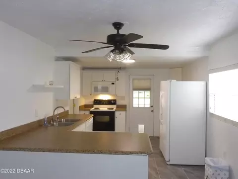 82 Rogers Park Dr, Ormond Beach, FL 32174 photo 8