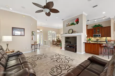 1101 Hartbourne Ln, Ormond Beach, FL 32174 photo 4