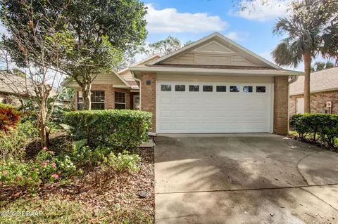 32 Reflections Village Dr, Ormond Beach, FL 32174 photo 2