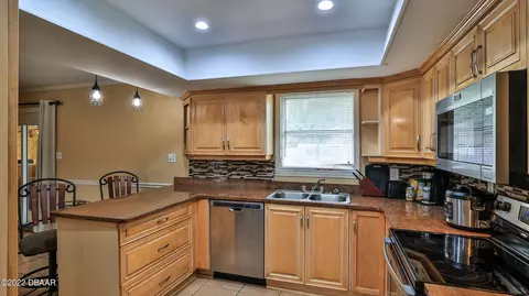 208 Pawnee Dr, Ormond Beach, FL 32174 photo 9