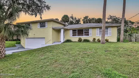 208 Pawnee Dr, Ormond Beach, FL 32174 photo 1