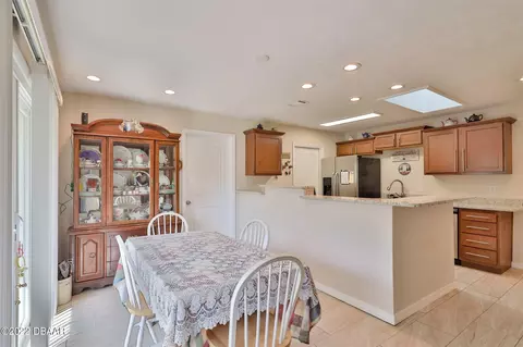 520 S Center St, Ormond Beach, FL 32174 photo 7