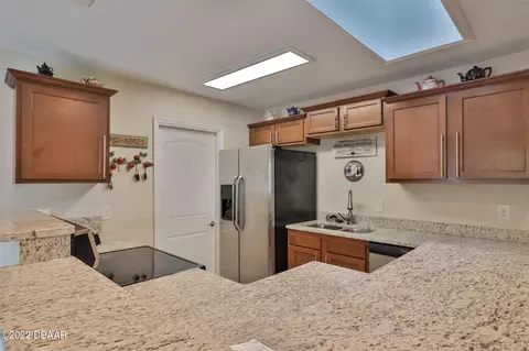 520 S Center St, Ormond Beach, FL 32174 photo 6