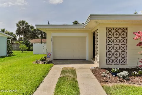 176 Magnolia Dr, Ormond Beach, FL 32176 photo 5