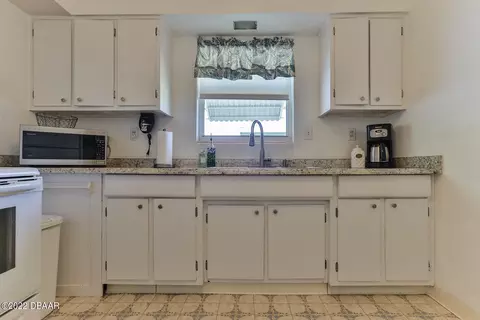 176 Magnolia Dr, Ormond Beach, FL 32176 photo 21