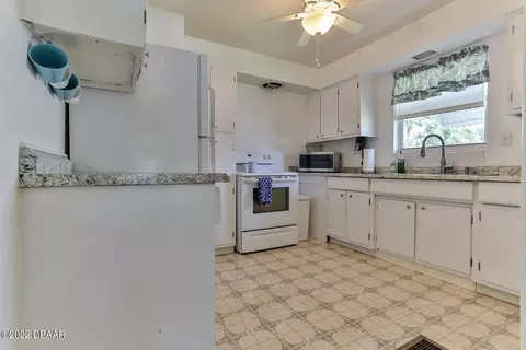 176 Magnolia Dr, Ormond Beach, FL 32176 photo 17
