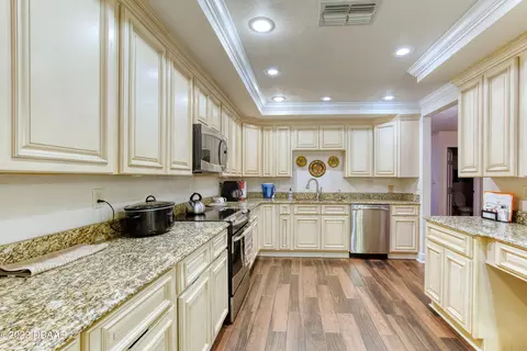 202 Deer Lake Cir, Ormond Beach, FL 32174 photo 9