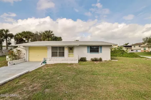 202 Hiles Blvd, New Smyrna Beach, FL 32169