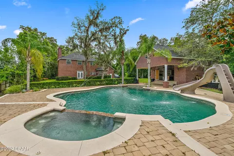 1 Moss Point Dr, Ormond Beach, FL 32174 photo 3