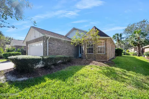 33 Reflections Village Dr, Ormond Beach, FL 32174 photo 2