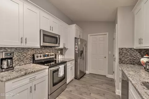 1429 Pine Tree Dr, Edgewater, FL 32132 photo 11