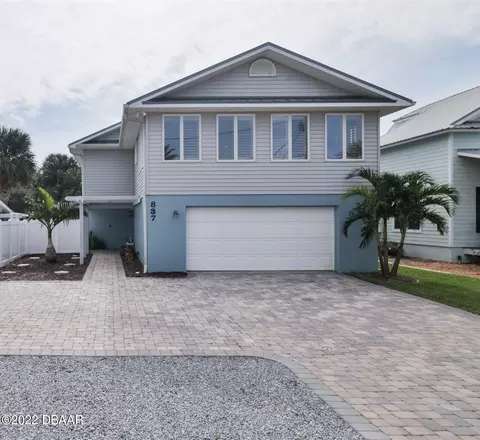 837 E 10th Ave, New Smyrna Beach, FL 32169