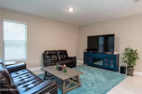 2920 Monaghan Dr, Ormond Beach, FL 32174 photo 5